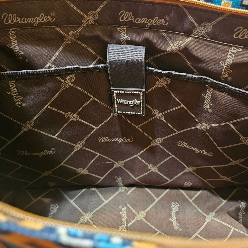 Wrangler Women's Southwestern Print Dual Sided Wide Canvas Tote 17 X 5 X 13 - Picture 7 of 16